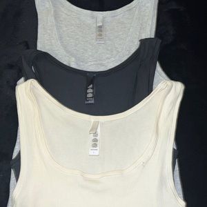 Skims ribbed tank tops